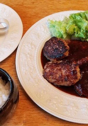 お昼ごはん！チーズinハンバーグ-レシピのメイン写真