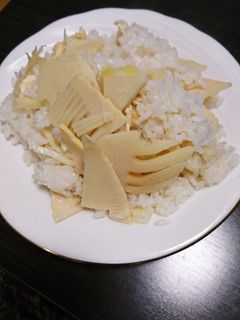 白だしだけで簡単❤️春の筍ご飯(^o^)-レシピのメイン写真