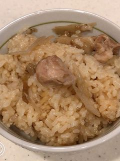 圧力鍋で、鶏肉とごぼうの、炊き込みご飯!-レシピのメイン写真