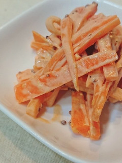 レンジで簡単☆にんじんのマヨケチャ和え-レシピのメイン写真