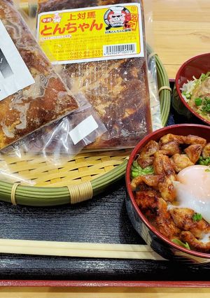 とんちゃん丼/しまのコッコちゃん丼-レシピのメイン写真