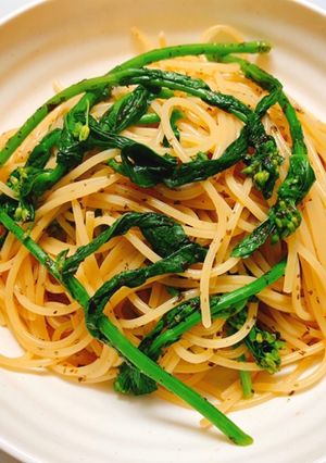 ゆかりバターと菜花の和風パスタ-レシピのメイン写真