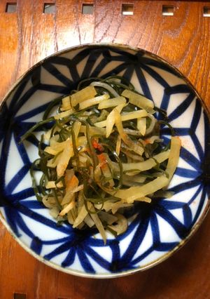 ヘルシーにもう一品☆昆布と大根の炒め煮-レシピのメイン写真