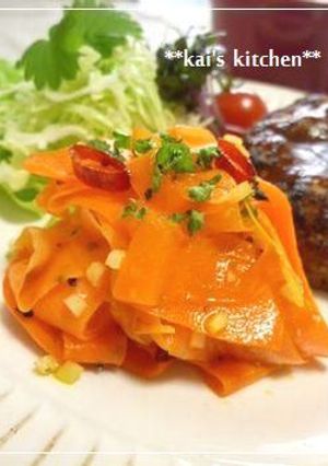 付け合わせに♪人参でペペロンチーノ風-レシピのメイン写真