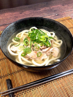 焼肉のタレでパパッと簡単♬ネギ塩豚うどん-レシピのメイン写真