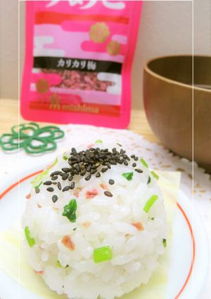 せり＊うめこのおむすび。-レシピのメイン写真