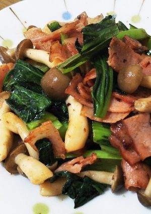 簡単小松菜とベーコンの炒め物-レシピのメイン写真