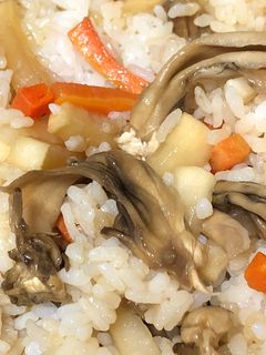 残りごはんで野菜たっぷり舞茸の混ぜご飯-レシピのメイン写真