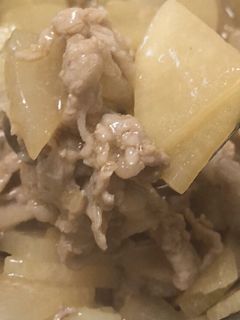 麺つゆ一つで簡単★豚肉と大根のトロトロ煮-レシピのメイン写真