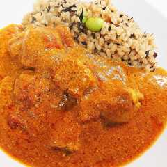 รูปของ ヨーグルトで鶏手羽元のカレー