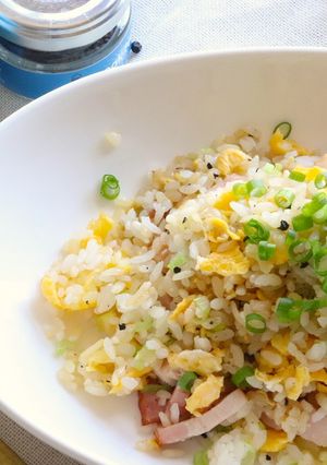 【簡単♪】ベーコンと生胡椒のチャーハン-レシピのメイン写真