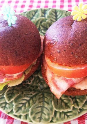 BASE BREADでBLTサンドイッチ-レシピのメイン写真