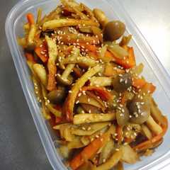 A picture of 常備菜♥カレーきんぴらごぼう.