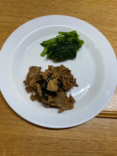 豚薄切り肉の梅干し炒め(一人ご飯)-レシピのメイン写真