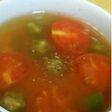 トマトとオクラのスープ