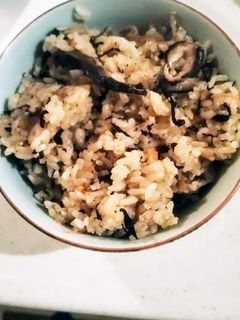 なめ茸とひじきの混ぜご飯-レシピのメイン写真