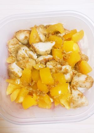 パプリカとむね肉のカレーとマヨネーズ炒め-レシピのメイン写真