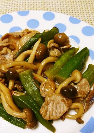 絶品☆豚肉とオクラのピリ辛オイマヨ炒め-レシピのメイン写真