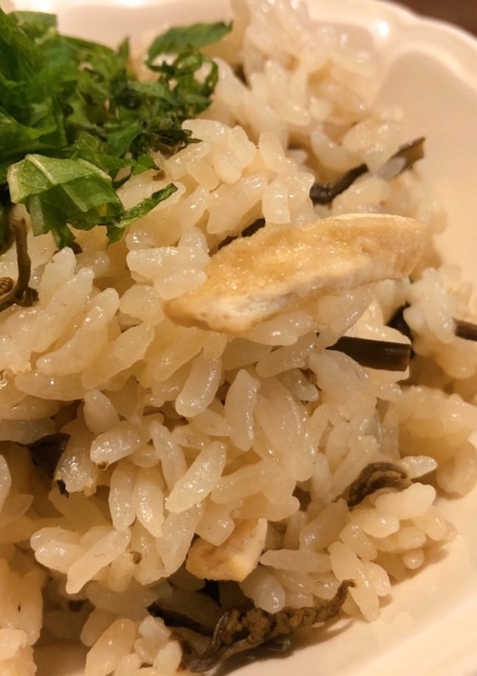 わらびと油揚げの炊き込みご飯-レシピのメイン写真