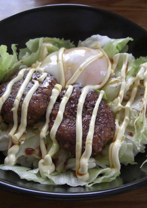 ランチに★鰻の蒲焼のタレでロコモコ丼♪-レシピのメイン写真