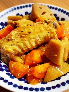 圧力鍋で作る手羽先とれんこんの味噌煮-レシピのメイン写真