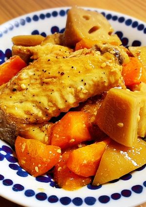圧力鍋で作る手羽先とれんこんの味噌煮-レシピのメイン写真