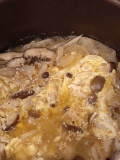 いろいろ入れて美味しいきのこたまごスープ-レシピのメイン写真