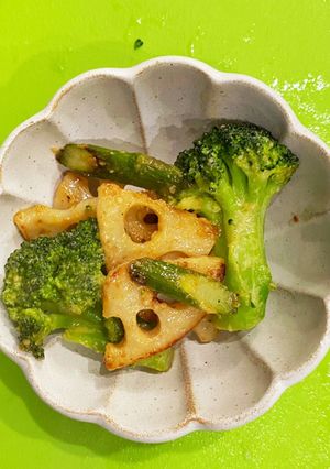 簡単！レンコンと余り野菜の味噌炒め-レシピのメイン写真