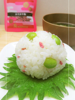 うめこ*枝豆*大葉のおむすび~わさび風味-レシピのメイン写真