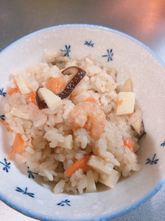 炊飯器に入れるだけの海鮮中華おこわ-レシピのメイン写真