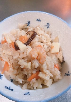炊飯器に入れるだけの海鮮中華おこわ-レシピのメイン写真