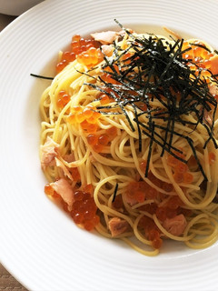 いくらと鮭のバター醤油パスタ-レシピのメイン写真
