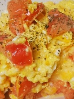 トマトとチーズのふわとろ卵炒め-レシピのメイン写真