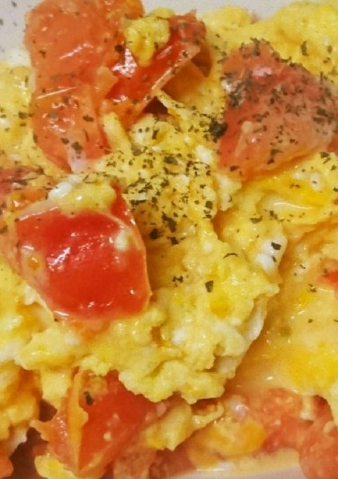 トマトとチーズのふわとろ卵炒め-レシピのメイン写真