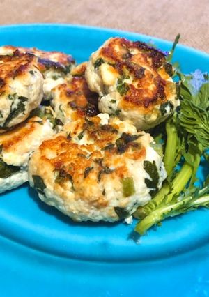 春菊とえのきの豆腐ハンバーグ-レシピのメイン写真