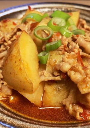 韓国風　新じゃがと豚肉のピリ辛煮-レシピのメイン写真