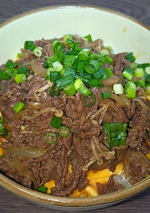 牛すき卵丼-レシピのメイン写真