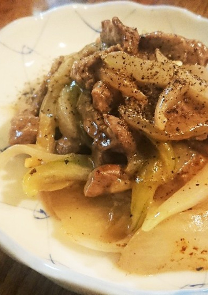 牛肉と新玉ねぎの黒胡椒炒め-レシピのメイン写真