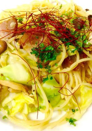 春キャベツときのこのペペロンチーノパスタ-レシピのメイン写真