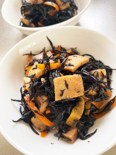 激うま♪高野豆腐でひじきの煮物♪-レシピのメイン写真