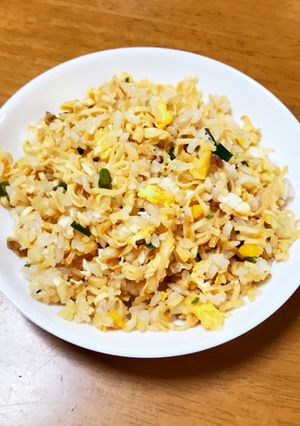 カップヌードルチャーハン-レシピのメイン写真