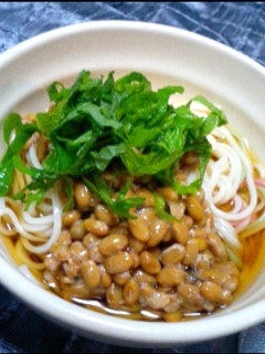 大葉でさっぱり♪納豆そうめん-レシピのメイン写真