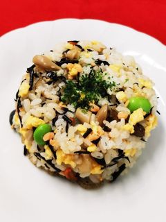 負けない混ぜご飯☆ひじき煮リメイク-レシピのメイン写真