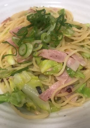 サラダの余りで、ペペロンチーノ-レシピのメイン写真