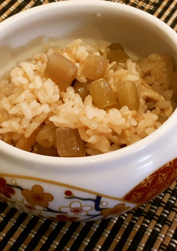 だしが効いてる！ふきの炊込みご飯-レシピのメイン写真