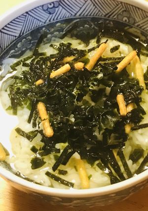 お茶漬けの素●わかめプラスのお茶漬け-レシピのメイン写真