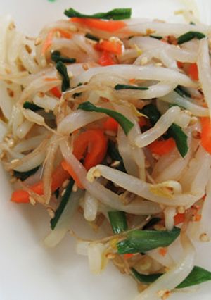 【学校給食】もやしとニラのごま風味-レシピのメイン写真