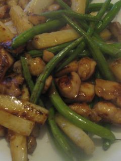 長いもと鶏肉の梅肉炒め-レシピのメイン写真