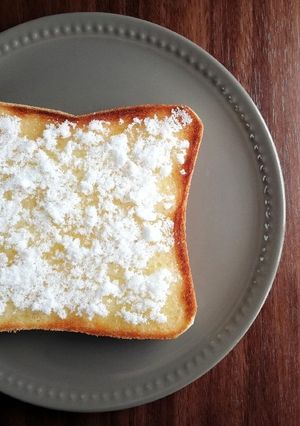 祖父と孫のお楽しみ。怒られトースト*･-レシピのメイン写真