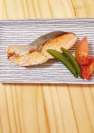 鮭の塩麹みりん焼き-レシピのメイン写真